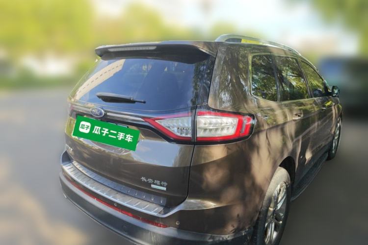 Used Ford Edge 2015 2.0T GTDi Two-Wheel-Drive High-Line Version Rear Right 45 Deg