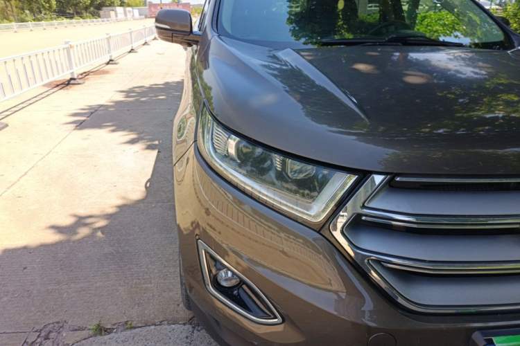 Used Ford Edge 2015 2.0T GTDi 4x4 High-Grade Model Right Front Headlight