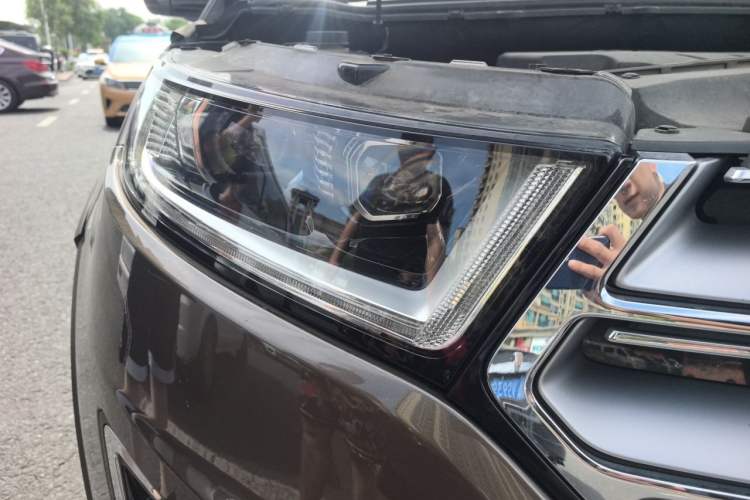 Used Ford Edge 2015 2.7T GTDi 4x4 Prestige 7-Seater Right Front Headlight