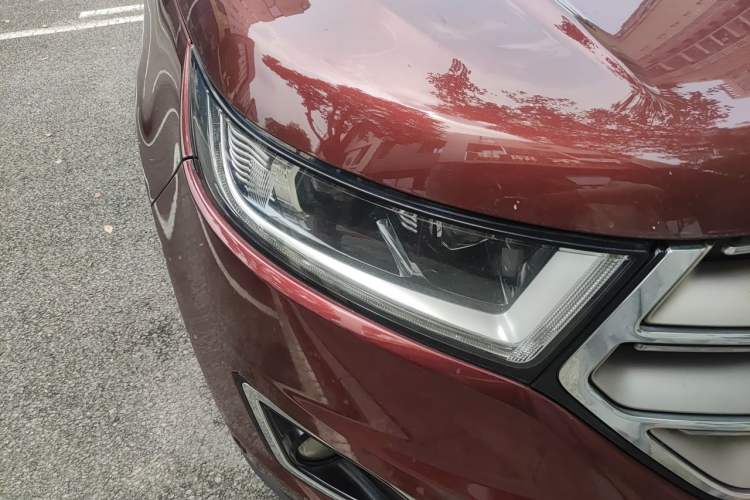 Used Ford Edge 2015 2.0T GTDi Four-Wheel Drive Prestige Model Right Front Headlight