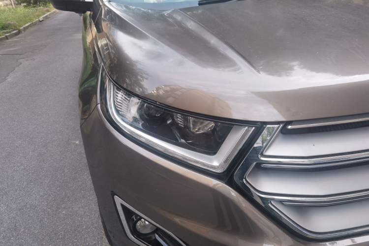 Used Ford Edge 2015 2.0T GTDi Four-Wheel Drive Prestige Model Right Front Headlight