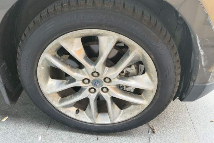Used Ford Edge 2015 2.0T GTDi Four-Wheel Drive Prestige Model Right Front Wheel Hub