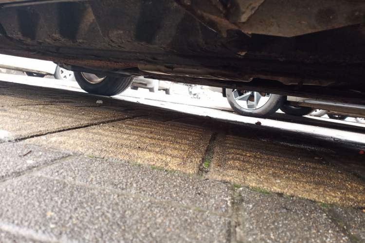 Used Ford Edge 2015 2.0T GTDi 4x4 High-Grade Model Right Side Sill