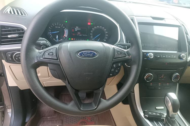 Used Ford Edge 2015 2.0T GTDi Two-Wheel-Drive Elite Edition Steering Wheel