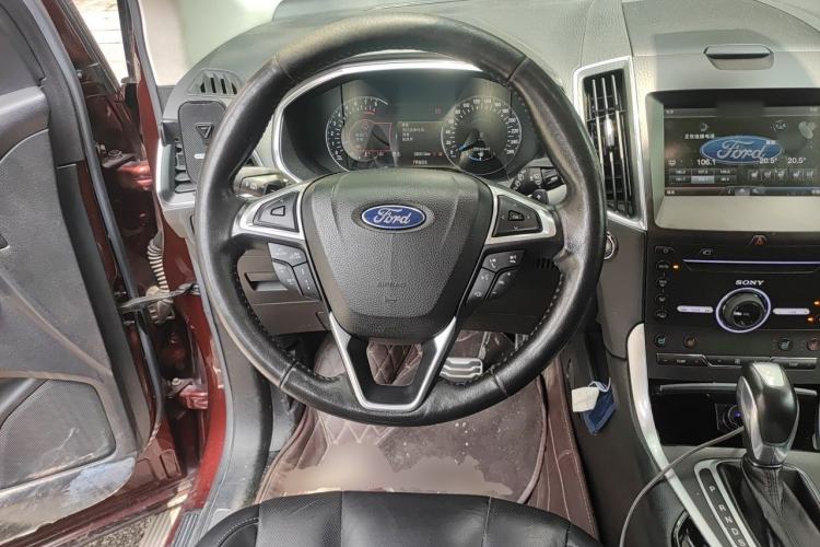 Used Ford Edge 2015 2.0T GTDi Four-Wheel Drive Prestige Model Steering Wheel