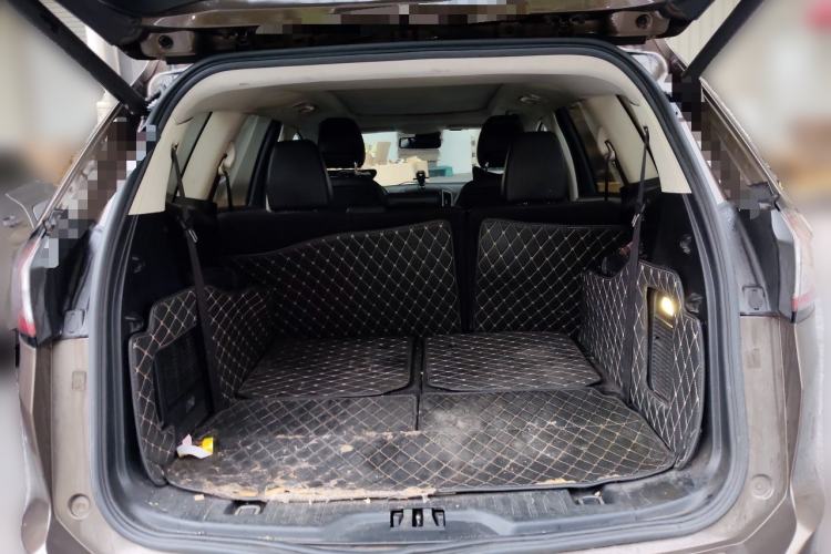 Used Ford Edge 2015 2.0T GTDi 4x4 High-Grade Model Trunk