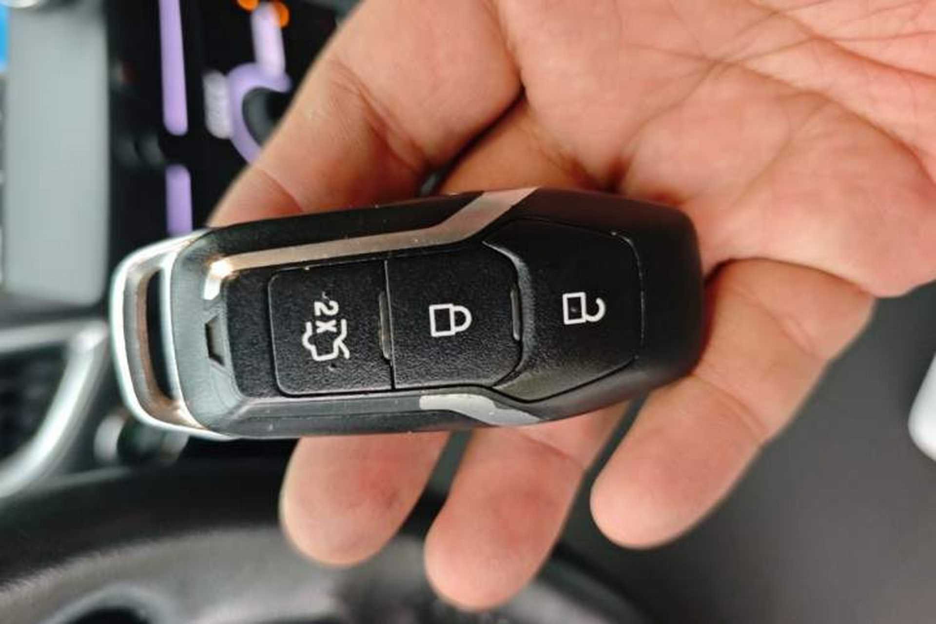 Used Ford Edge 2015 2.0T GTDi Four-Wheel Drive Prestige Model Vehicle Key