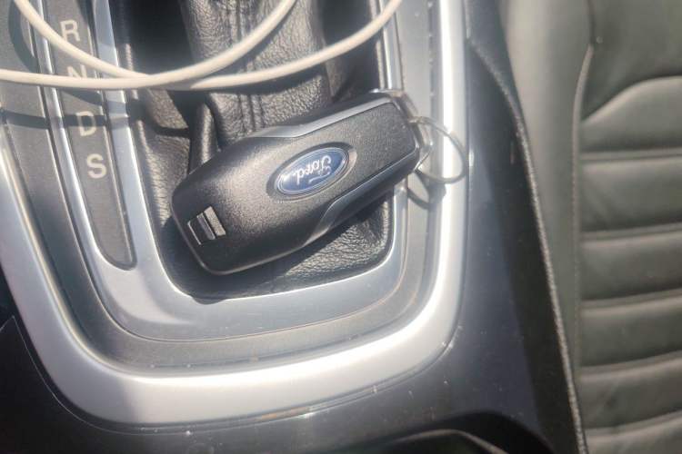 Used Ford Edge 2015 2.0T GTDi 4x4 High-Grade Model Vehicle Key