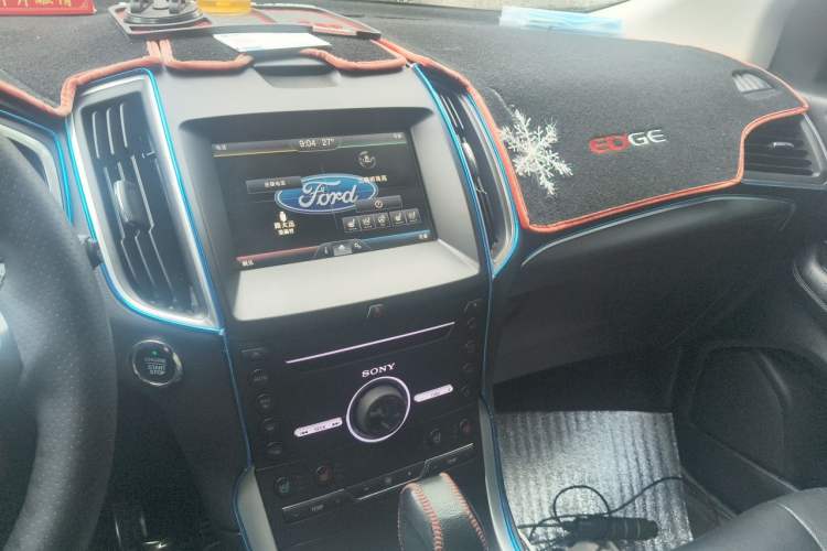 Used Ford Edge 2015 2.0T GTDi Four-Wheel Drive Prestige Model Audio And AC Panel