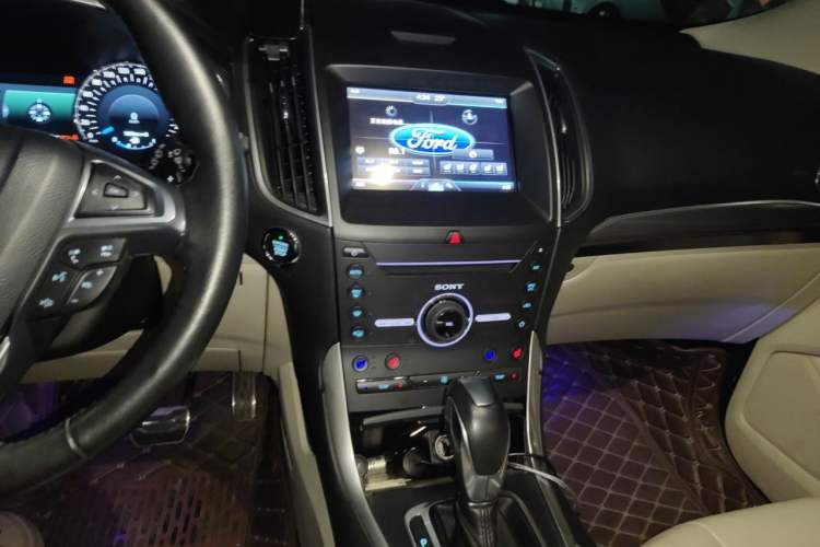 Used Ford Edge 2015 2.0T GTDi Four-Wheel Drive Prestige Model Audio And AC Panel