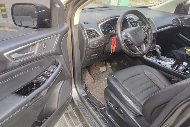 Used Ford Edge 2015 2.0T GTDi Two-Wheel-Drive High-Line Version Driver Seat