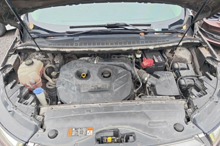 Used Ford Edge 2015 2.0T GTDi 4x4 High-Grade Model Engine Bay