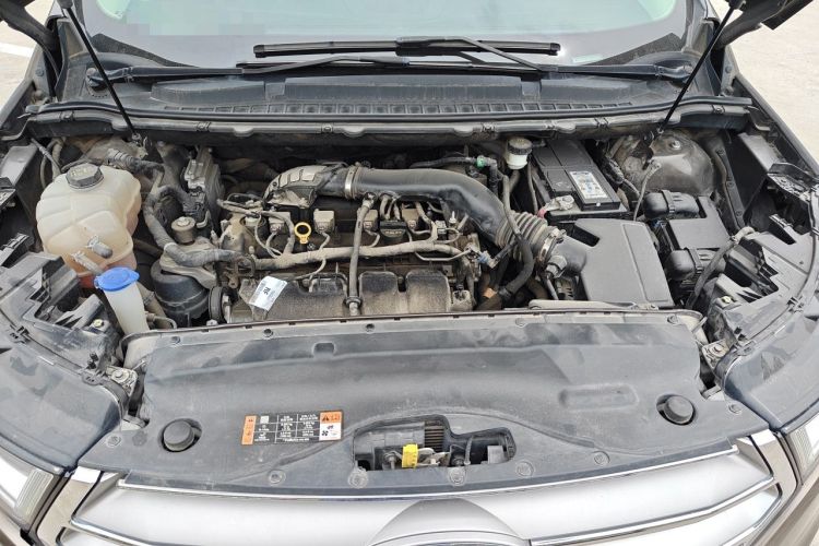 Used Ford Edge 2015 2.0T GTDi Four-Wheel Drive Prestige Model Engine Bay
