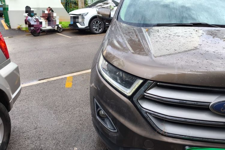 Used Ford Edge 2015 2.0T GTDi Four-Wheel Drive Prestige Model Right Front Headlight