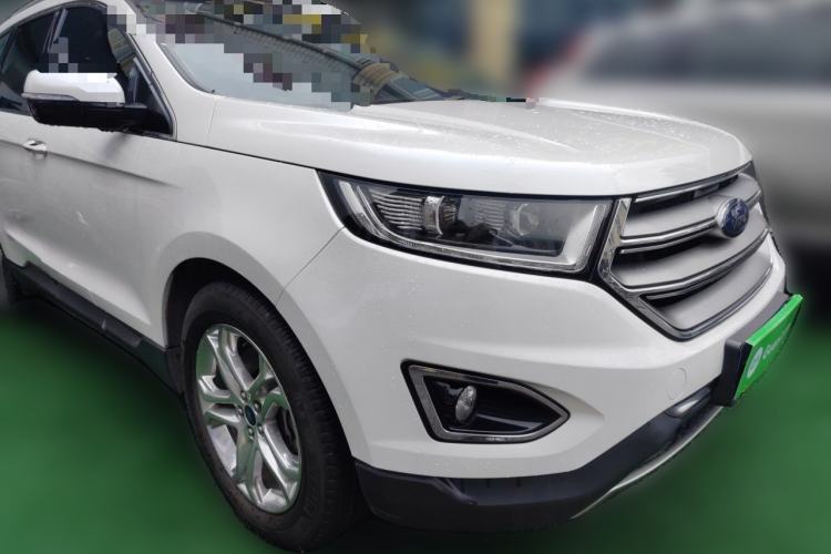 Used Ford Edge 2015 2.0T GTDi 4x4 High-Grade Model Front Right 45 Deg