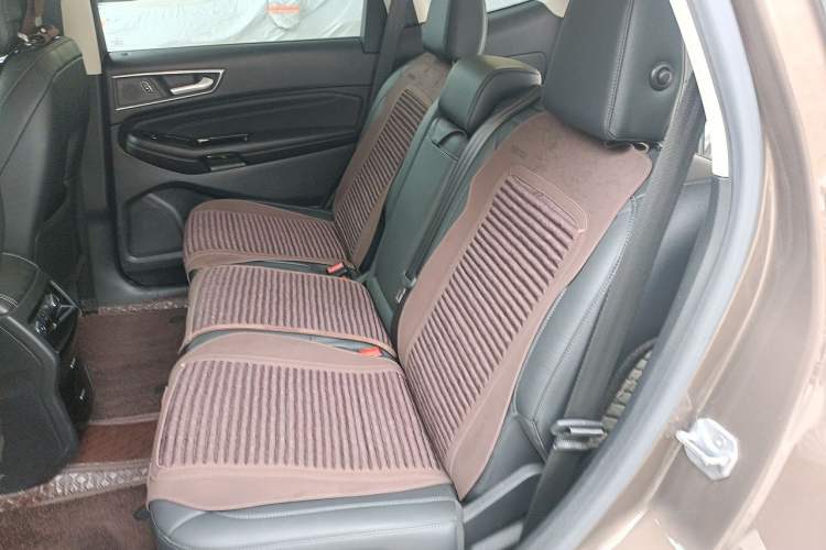 Used Ford Edge 2015 2.0T GTDi 4x4 High-Grade Model Left Rear Seat