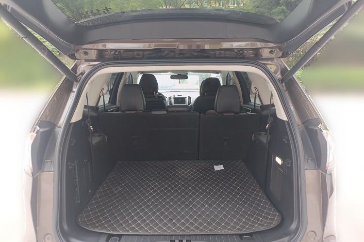 Used Ford Edge 2015 2.0T GTDi 4x4 High-Grade Model Trunk