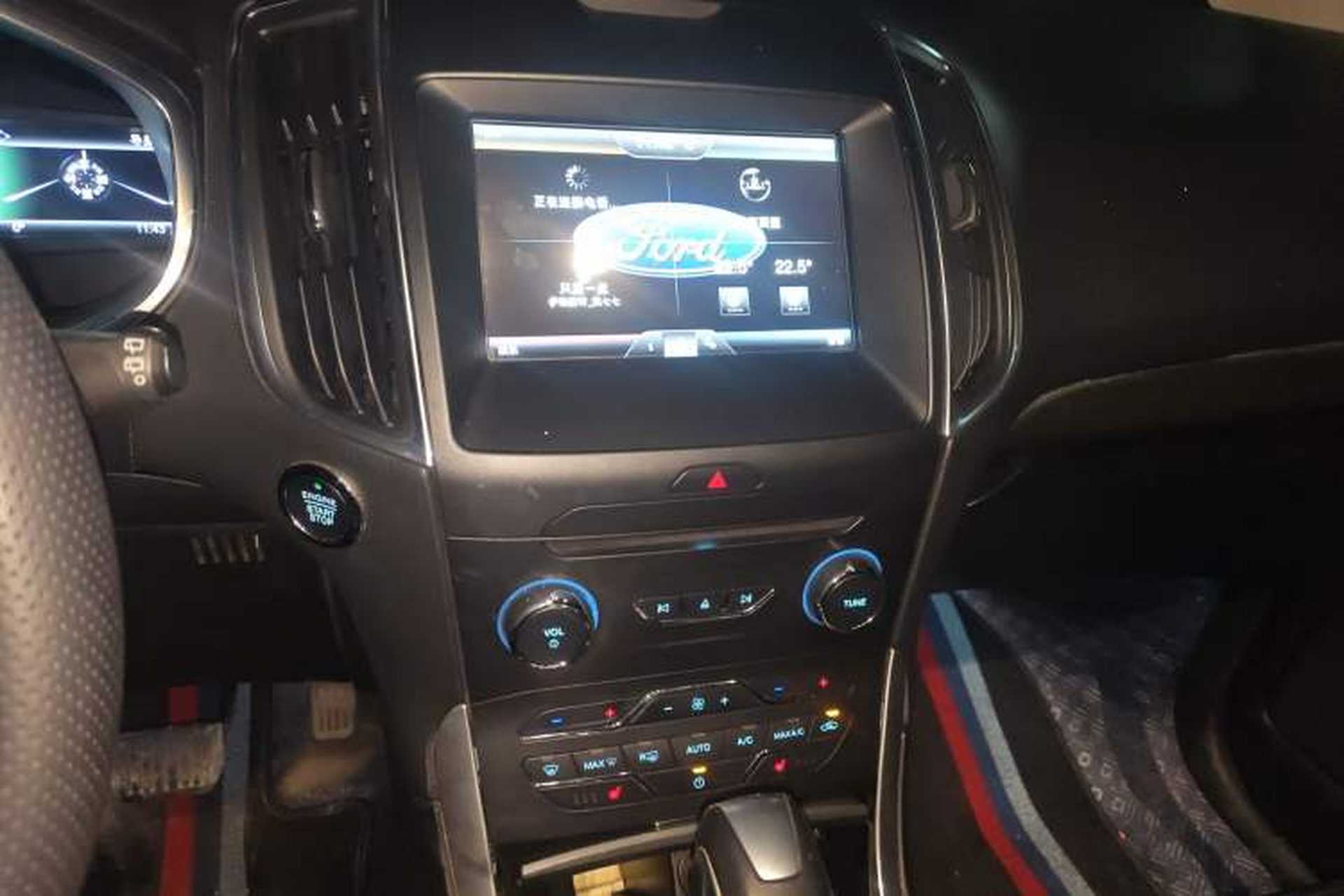 Used Ford Edge 2015 2.0T GTDi 4x4 High-Grade Model Audio And AC Panel