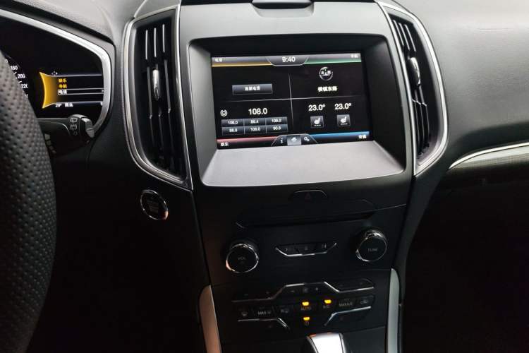 Used Ford Edge 2015 2.0T GTDi 4x4 High-Grade Model Audio And AC Panel