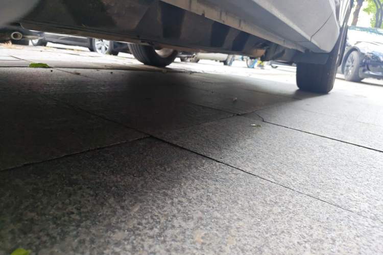 Used Ford Edge 2015 2.0T GTDi 4x4 High-Grade Model Chassis Front Left