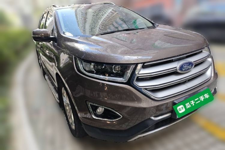 Used Ford Edge 2015 2.0T GTDi 4x4 High-Grade Model Front Right 45 Deg