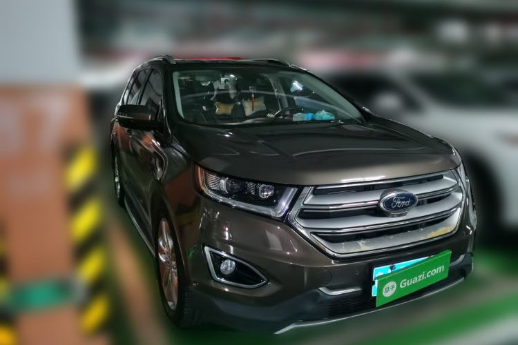 Used Ford Edge 2015 2.7T GTDi 4x4 Prestige 7-Seater Front Right 45 Deg
