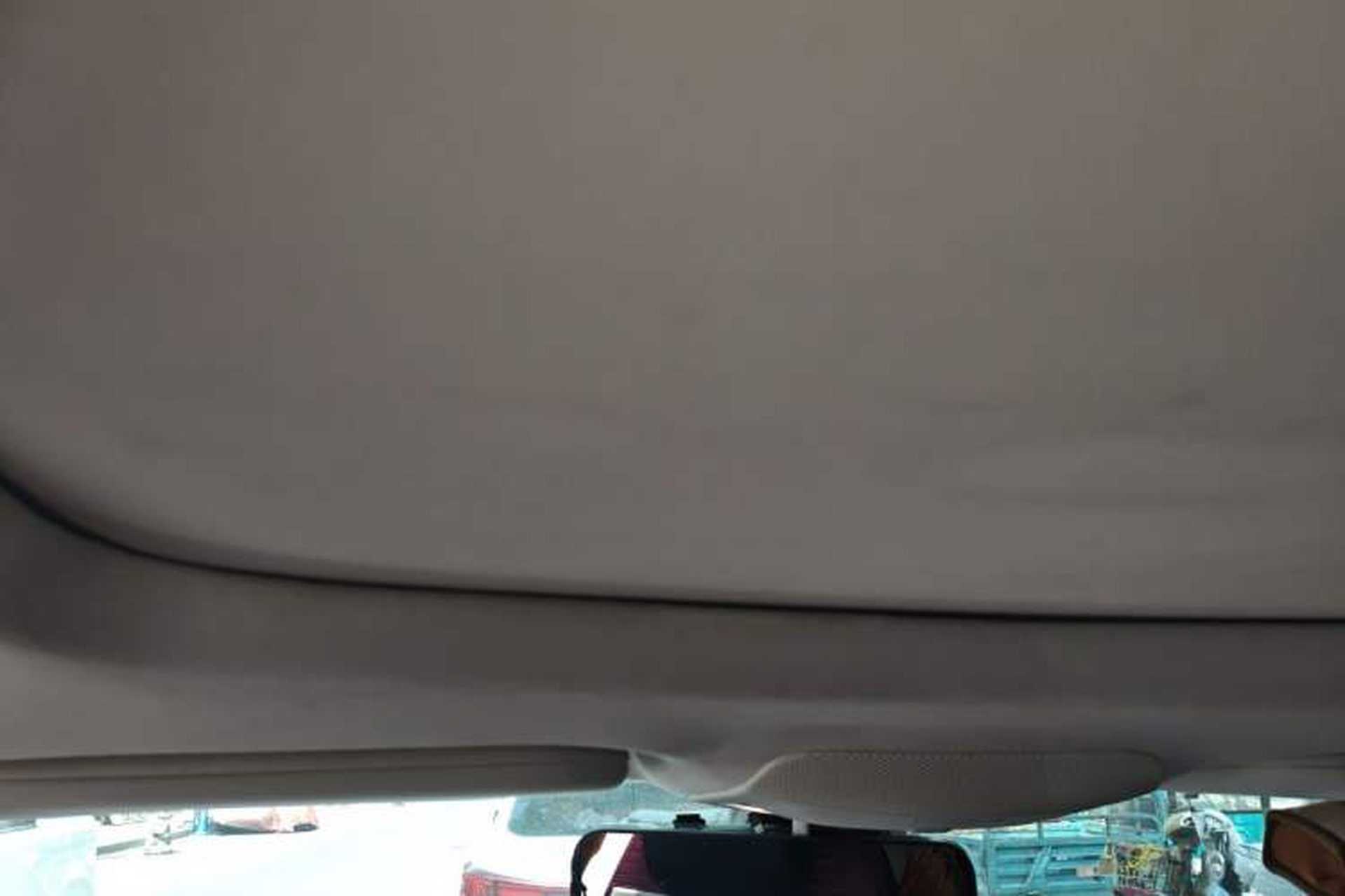 Used Ford Edge 2015 2.0T GTDi Two-Wheel-Drive High-Line Version Headliner