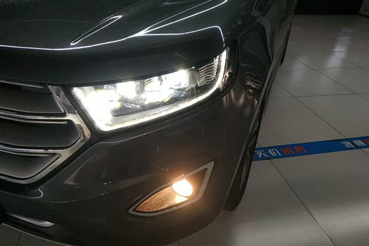 Used Ford Edge 2015 2.0T GTDi Four-Wheel Drive Prestige Model Left Front Headlight