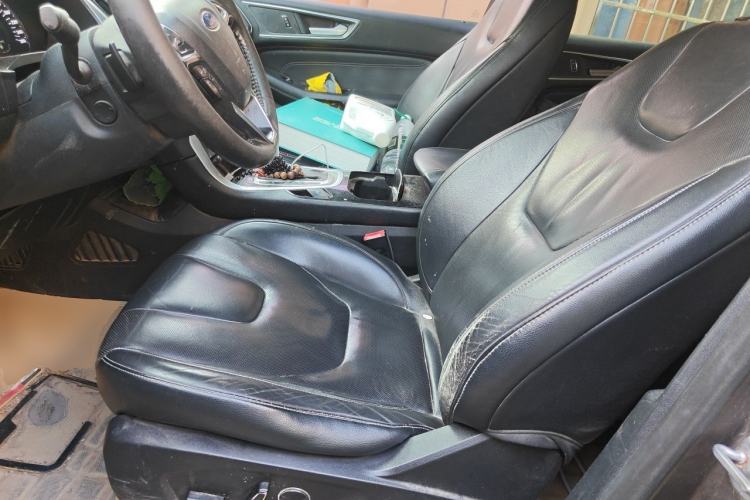 Used Ford Edge 2015 2.0T GTDi Four-Wheel Drive Prestige Model Left Front Seat