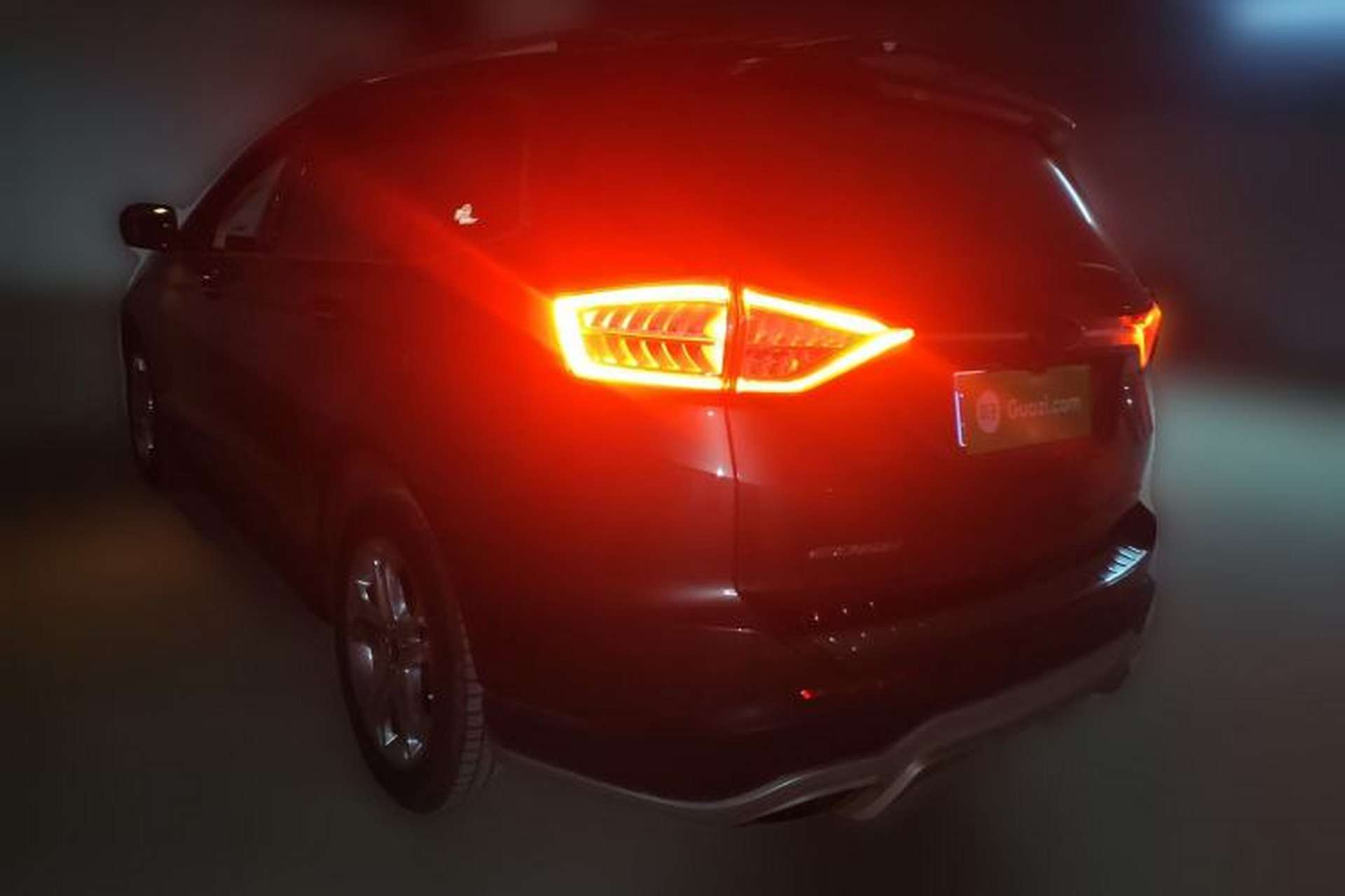 Used Ford Edge 2015 2.0T GTDi 4x4 High-Grade Model Rear Left 45 Deg