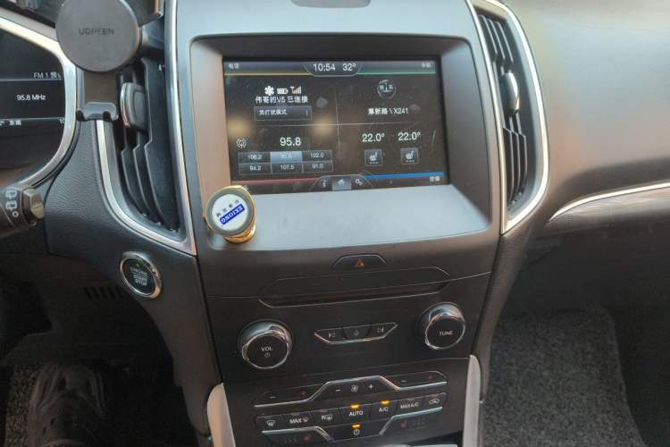 Used Ford Edge 2015 2.0T GTDi 4x4 High-Grade Model Audio And AC Panel