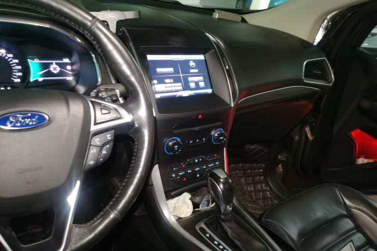 Used Ford Edge 2015 2.0T GTDi 4x4 High-Grade Model Audio And AC Panel