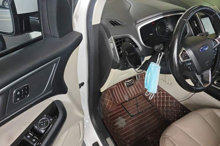 Used Ford Edge 2015 2.0T GTDi Four-Wheel Drive Prestige Model Driver Seat