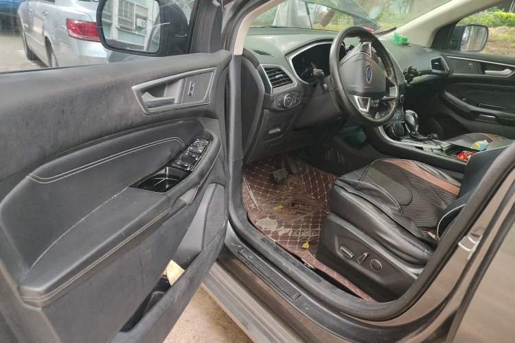 Used Ford Edge 2015 2.0T GTDi Two-Wheel-Drive High-Line Version Driver Seat