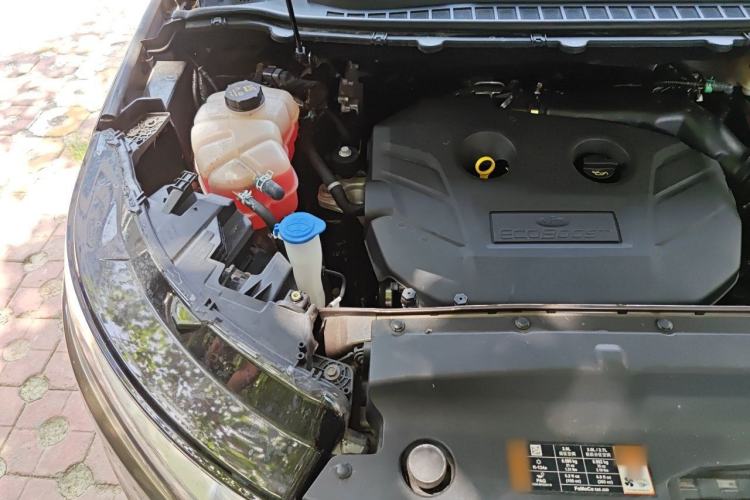 Used Ford Edge 2015 2.0T GTDi Four-Wheel Drive Prestige Model Engine Bay Right