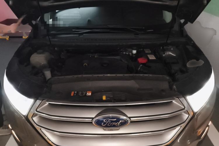 Used Ford Edge 2015 2.0T GTDi Four-Wheel Drive Prestige Model Engine Bay
