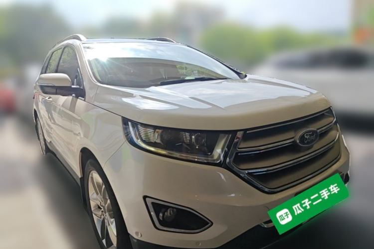 Used Ford Edge 2015 2.0T GTDi Four-Wheel Drive Prestige Model Front Right 45 Deg