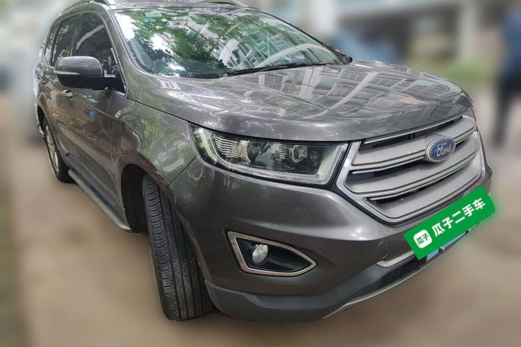 Used Ford Edge 2015 2.0T GTDi Two-Wheel-Drive High-Line Version Front Right 45 Deg