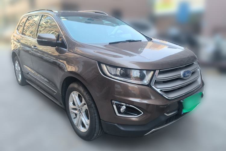 Used Ford Edge 2015 2.0T GTDi Two-Wheel-Drive High-Line Version Front Right 45 Deg