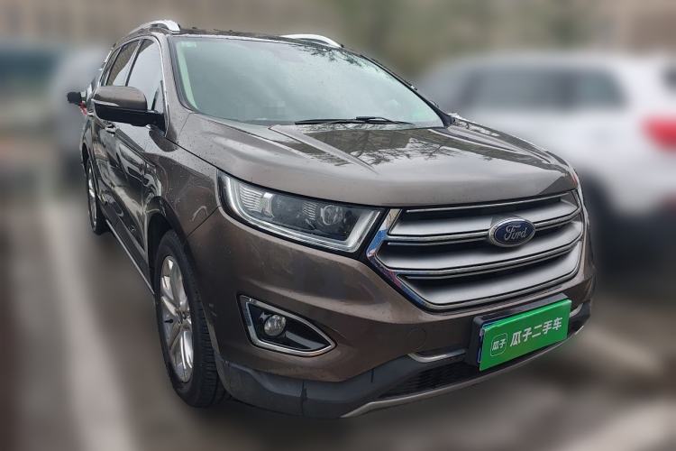 Used Ford Edge 2015 2.0T GTDi Two-Wheel-Drive High-Line Version Front Right 45 Deg