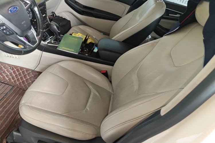 Used Ford Edge 2015 2.0T GTDi Four-Wheel Drive Prestige Model Left Front Seat
