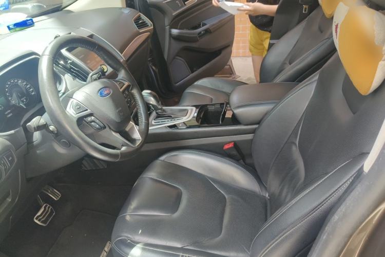 Used Ford Edge 2015 2.0T GTDi Four-Wheel Drive Prestige Model Left Front Seat