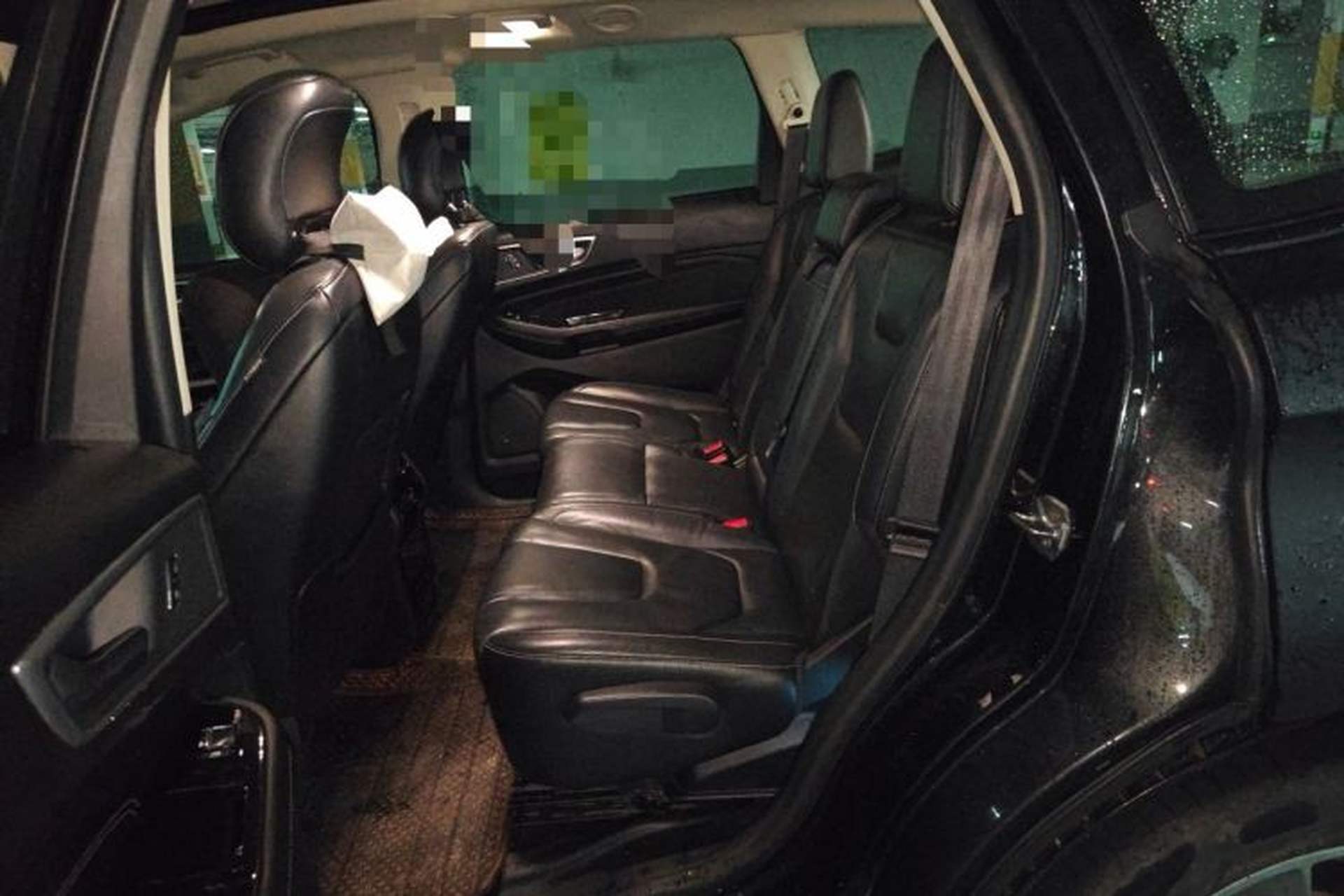 Used Ford Edge 2015 2.0T GTDi Four-Wheel Drive Prestige Model Left Rear Seat