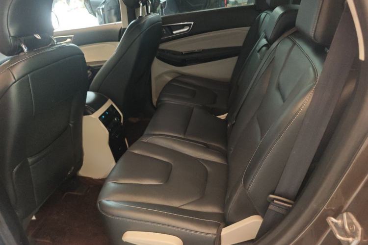 Used Ford Edge 2015 2.7T GTDi 4x4 Prestige 7-Seater Left Rear Seat