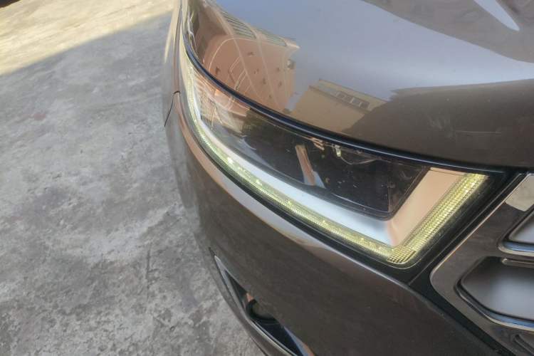 Used Ford Edge 2015 2.0T GTDi 4x4 High-Grade Model Right Front Headlight