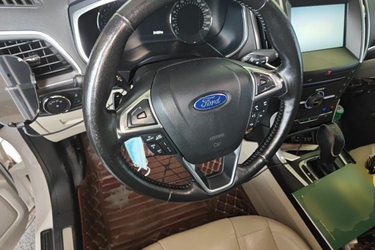 Used Ford Edge 2015 2.0T GTDi Four-Wheel Drive Prestige Model Steering Wheel