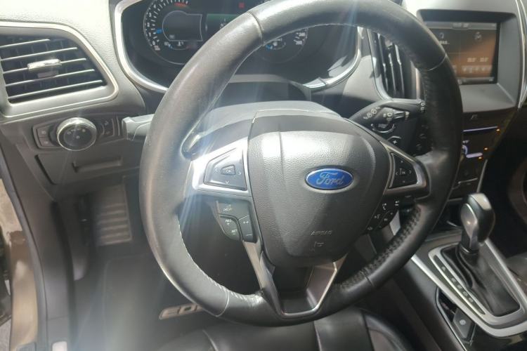 Used Ford Edge 2015 2.0T GTDi Four-Wheel Drive Prestige Model Steering Wheel