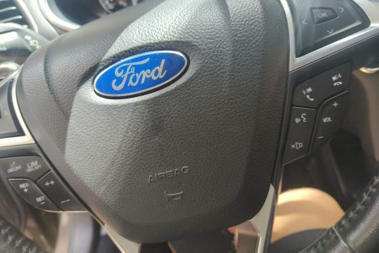 Used Ford Edge 2015 2.0T GTDi Four-Wheel Drive Prestige Model Vehicle Key