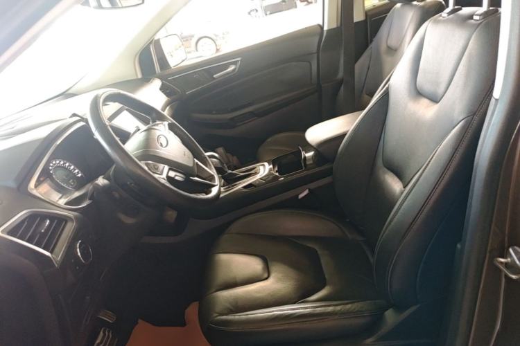 Used Ford Edge 2015 2.0T GTDi Four-Wheel Drive Prestige Model Left Front Seat