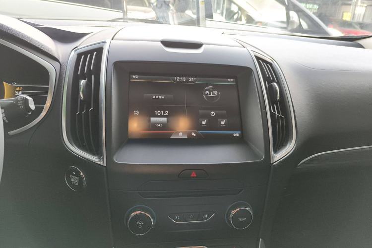 Used Ford Edge 2015 2.0T GTDi Two-Wheel-Drive High-Line Version Audio And AC Panel